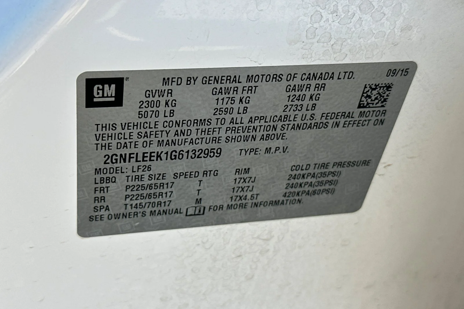 Used 2016 Summit White Chevrolet LS image 28