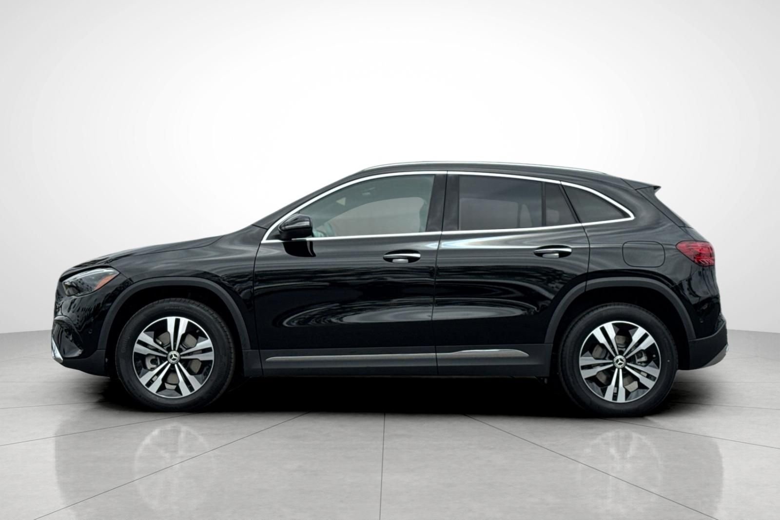 New 2026 Night Black Mercedes-Benz GLA 250 image 30