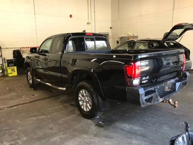 Used 2018 Black Toyota SR5 image 3