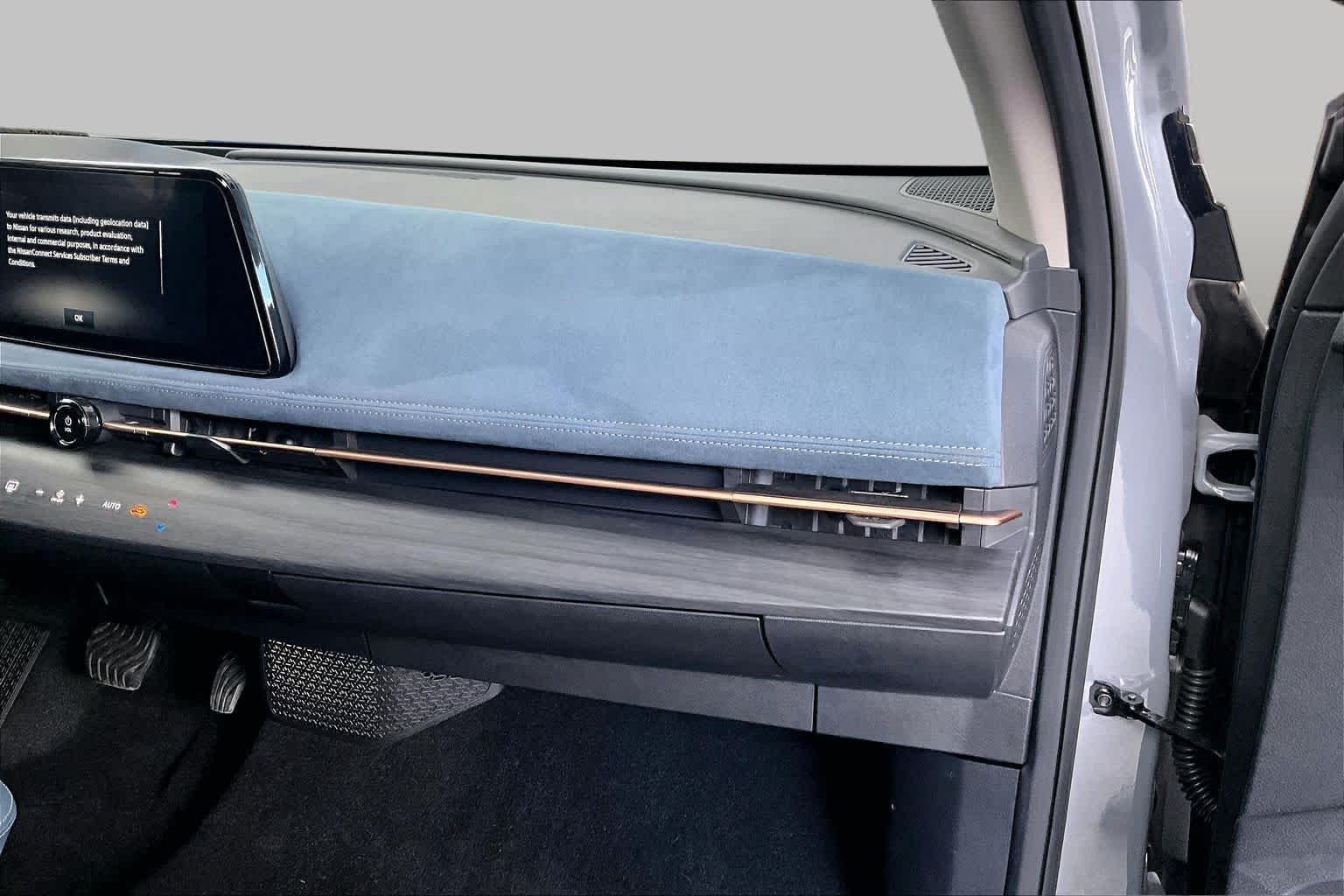 Used 2024 Boulder Gray Pearl Nissan PLATINUM+ image 18