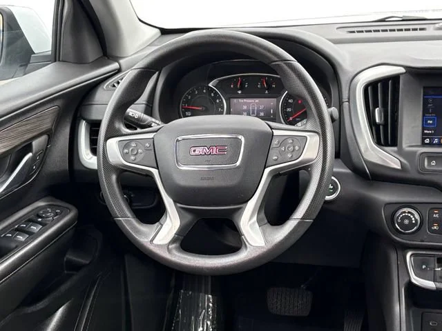 Used 2024 Summit White GMC SLE image 15