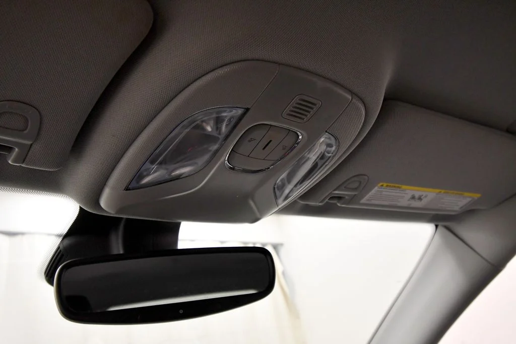 Used 2022 Black Jeep Limited image 27