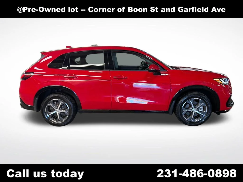 Used 2024  Honda EX-L image 6