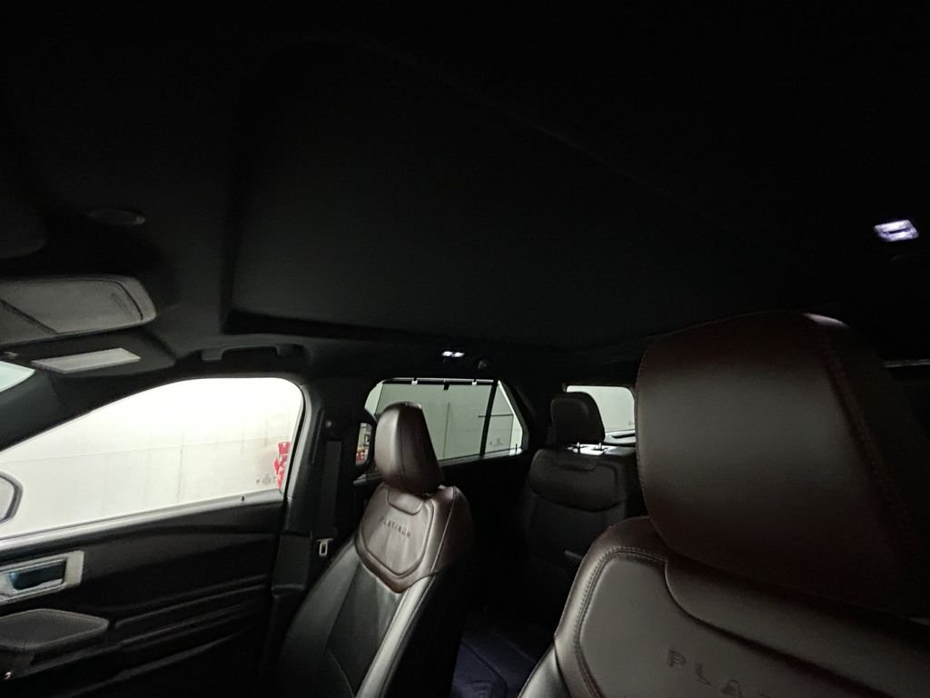 Used 2023 White Ford Platinum image 25