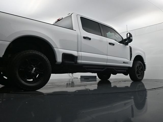 Used 2026 White Ford XL image 31