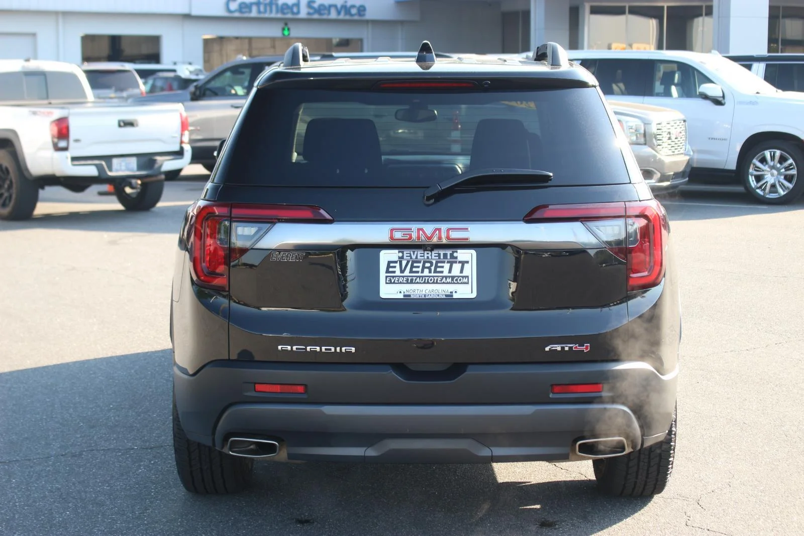 Used 2023 Ebony Twilight Metallic GMC AT4 image 6