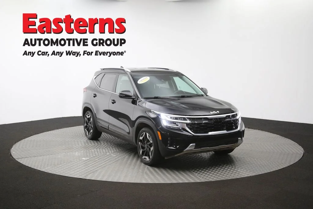 Used 2024 Black Kia SX image 48