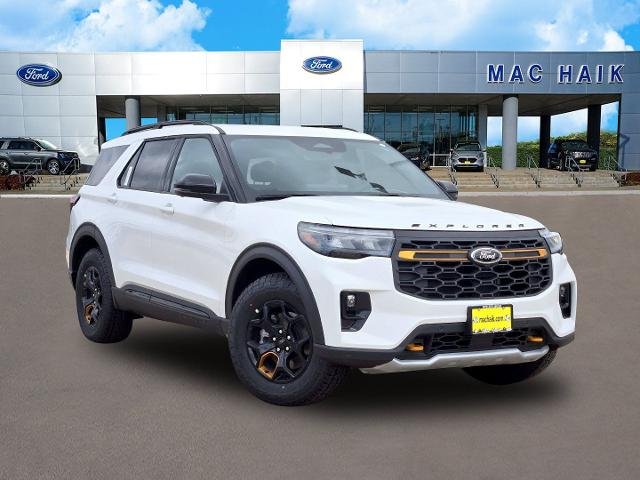 New 2026 Star White Metallic Tri-Coat Ford Tremor® image 22