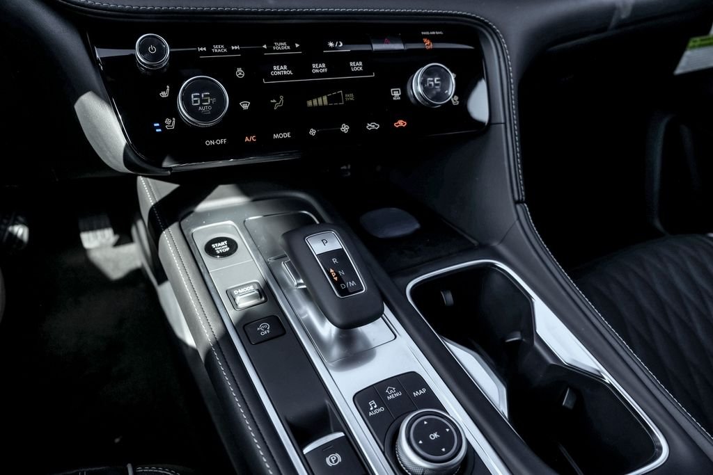 New 2027 GRAND BLUE INFINITI Autograph AWD image 16