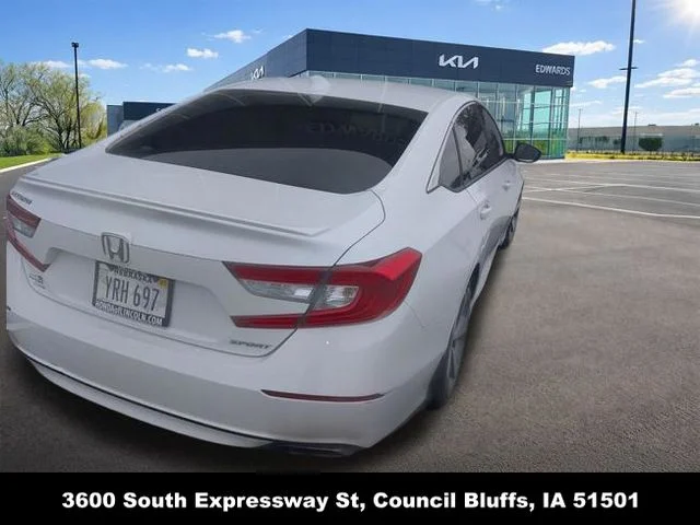 Used 2018 White Honda Sport image 5