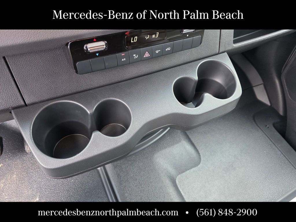 New 2026 Arctic+White Mercedes-Benz  image 43