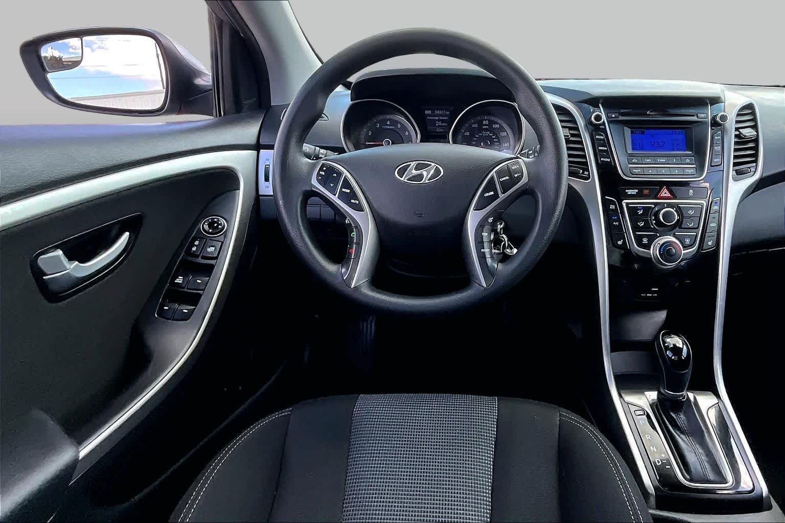 Pre-Owned 2016 Hyundai Elantra GT