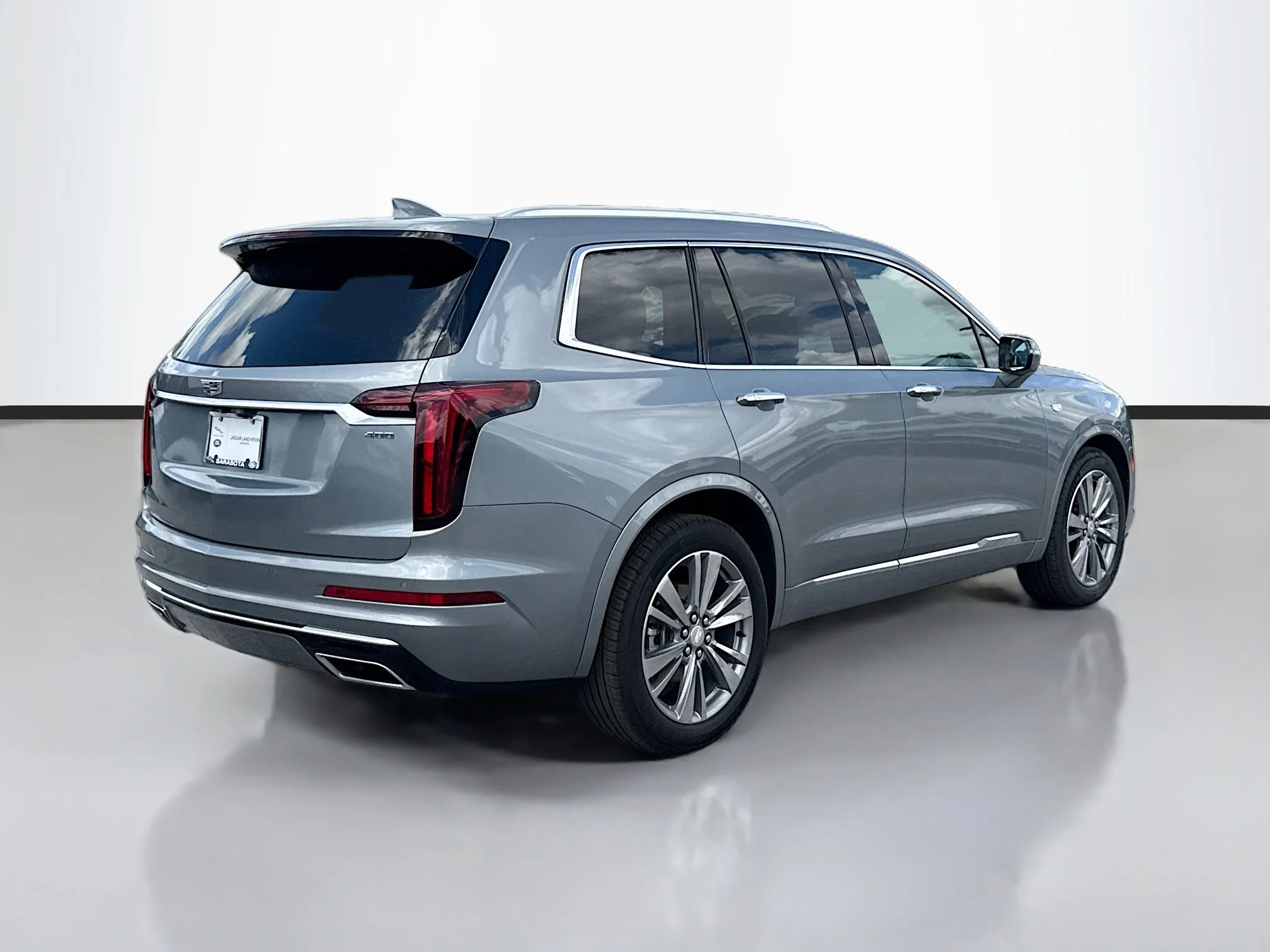 Used 2024 Argent Silver Metallic Cadillac FWD Premium Luxury image 5