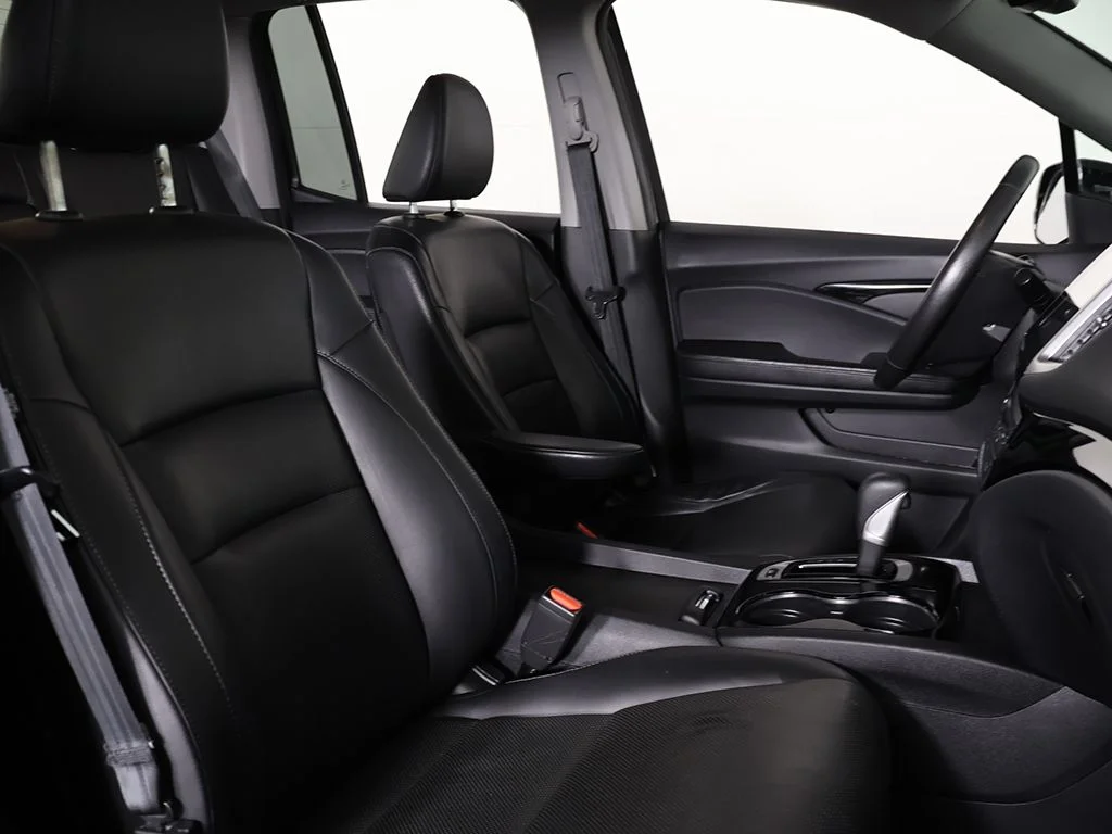 Used 2019 Crystal Black Pearl Honda RTL-E image 33
