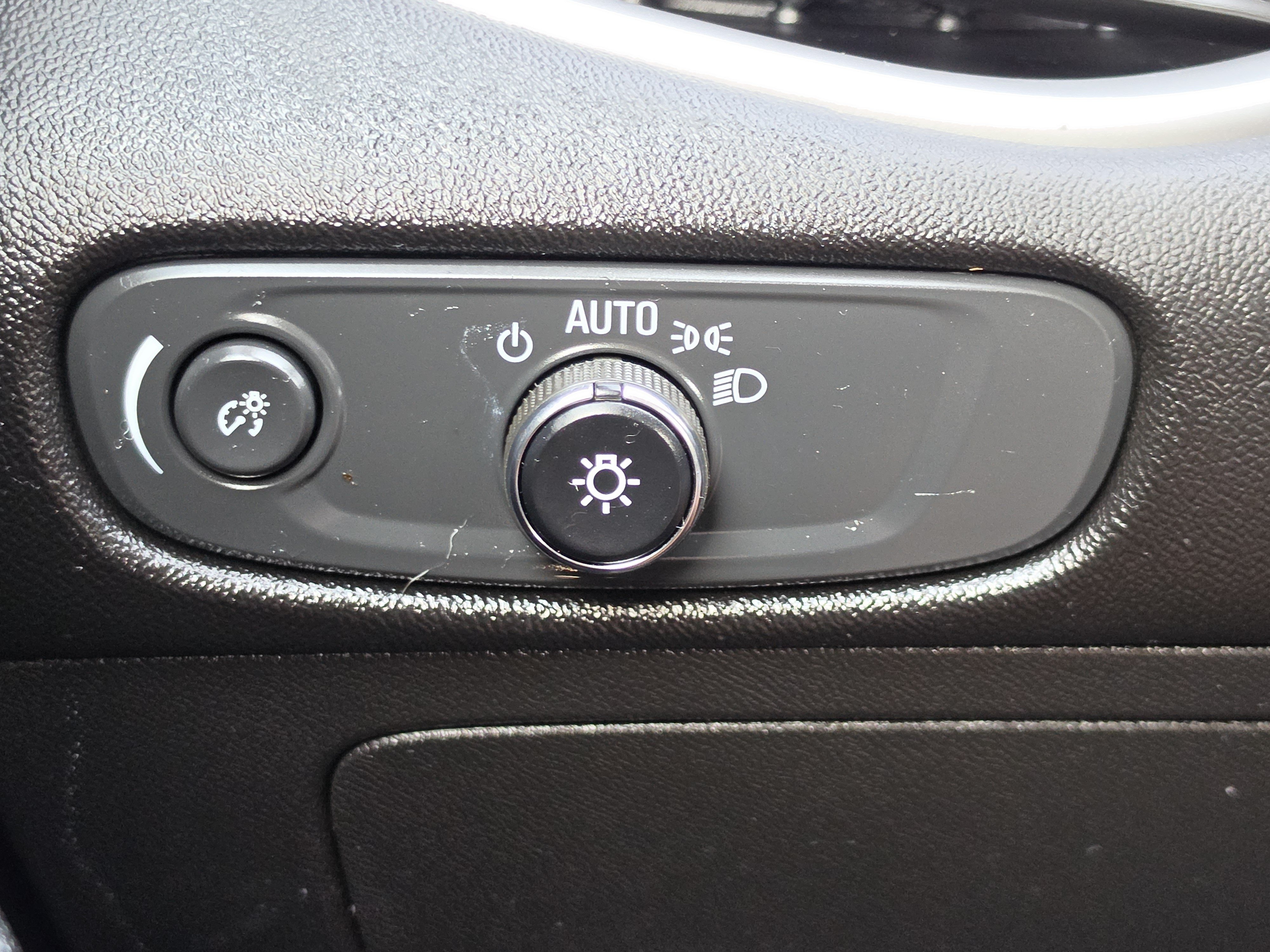 Used 2024 Mineral Gray Metallic Chevrolet LT image 14