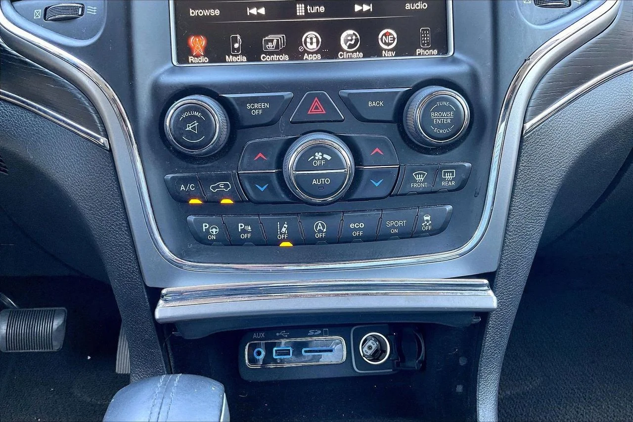 Certified Used 2017 Gray Jeep Summit image 20