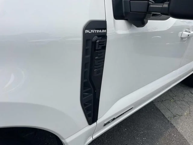 Used 2025 White Ford Platinum image 10
