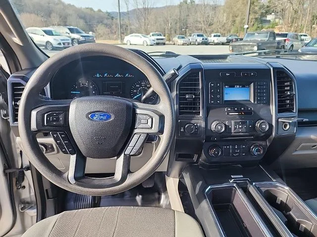 Used 2018 Stone Gray Ford XL image 19