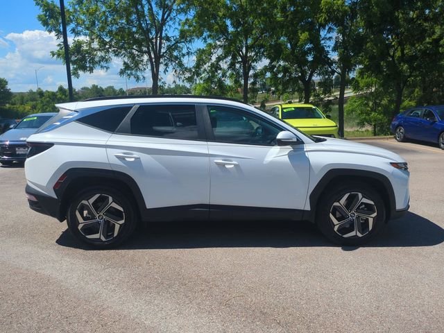 Used 2023 White Hyundai SEL image 8