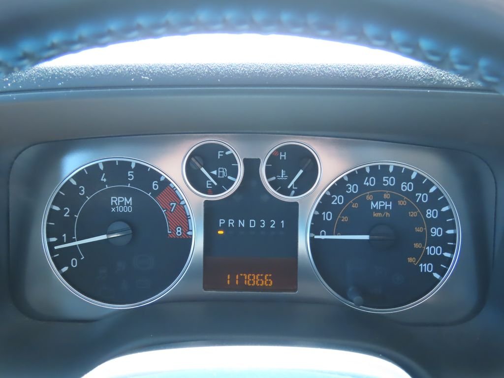 Used 2006 Boulder Gray Metallic Hummer  image 19