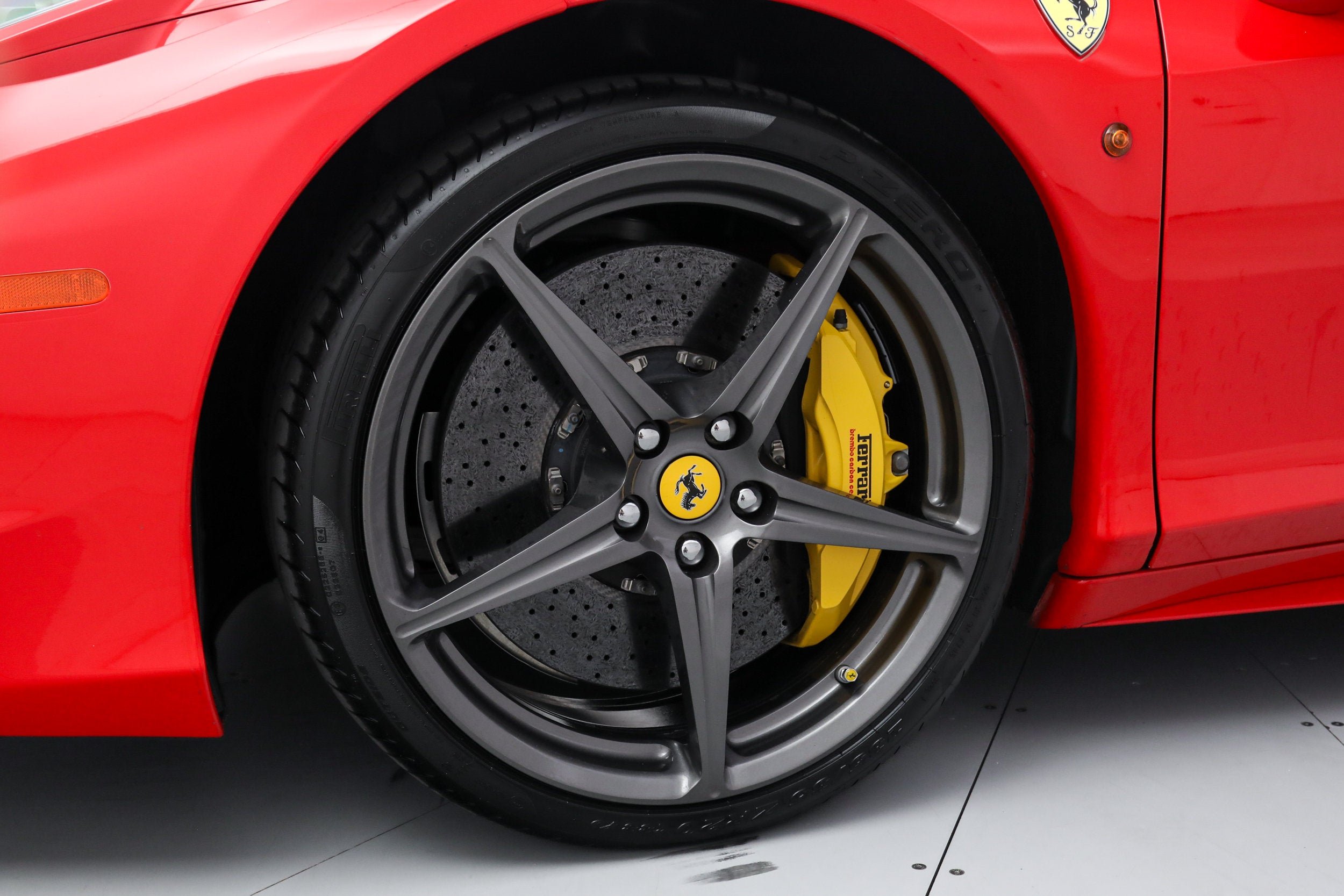Used 2015 Rosso Corsa Ferrari  image 14