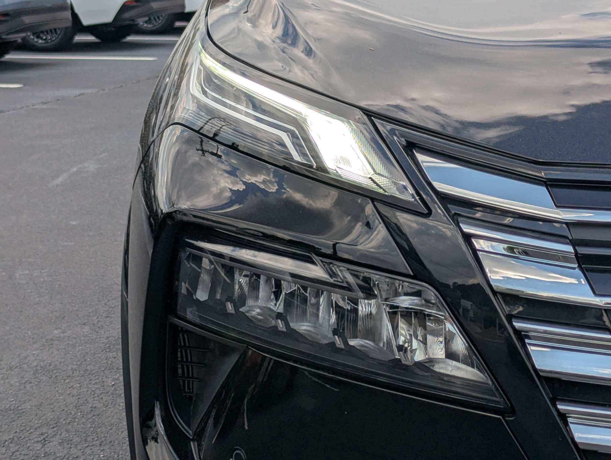 New 2026 Black Nissan Platinum image 9