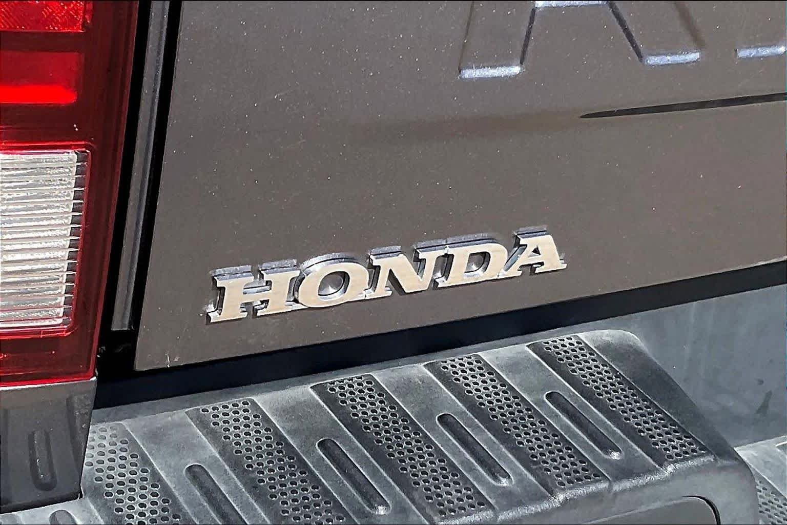 Used 2025 Modern Steel Metallic Honda RTL image 30