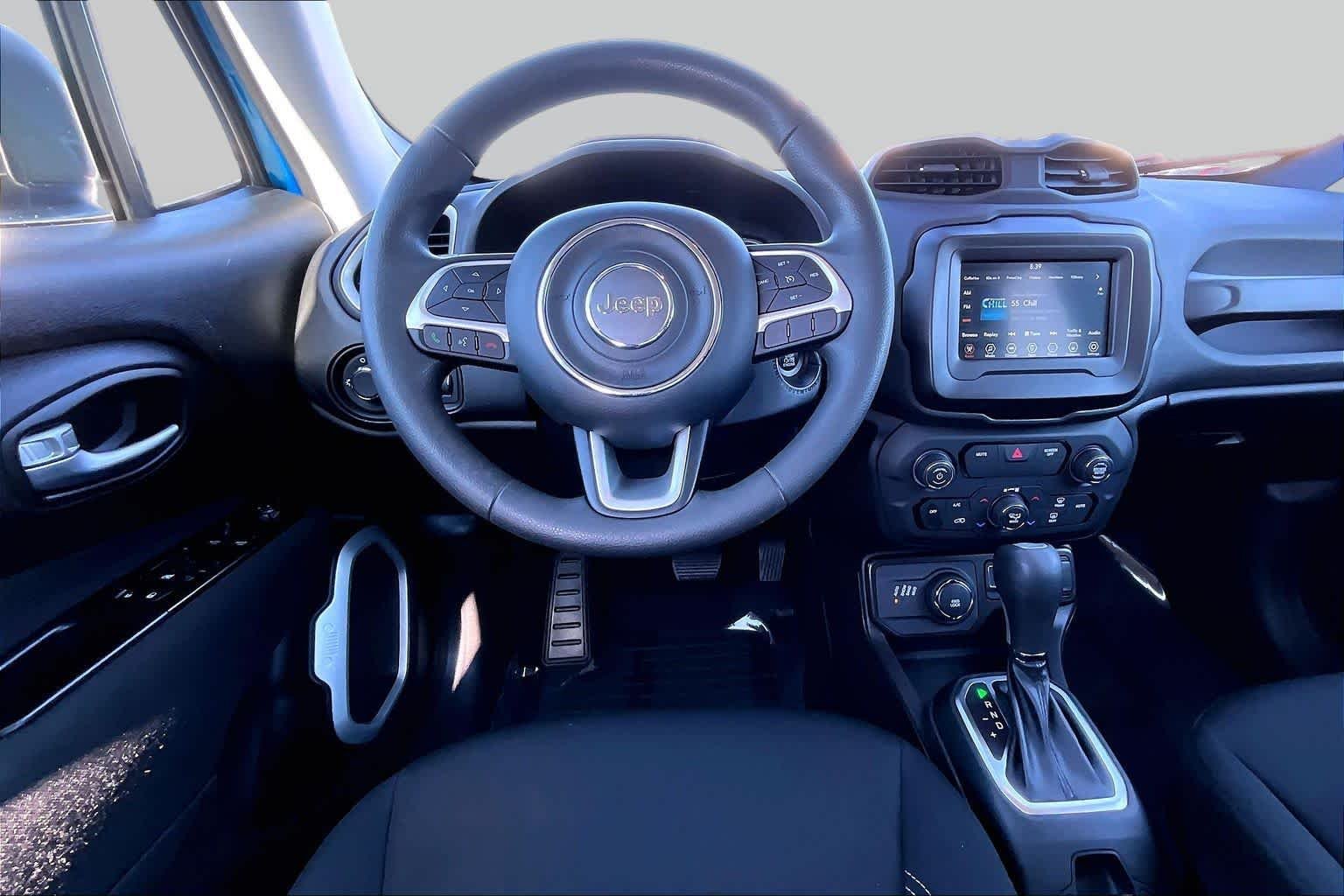 Used 2020 Brilliant Blue Metallic Clear Coat Jeep Jeepster image 5