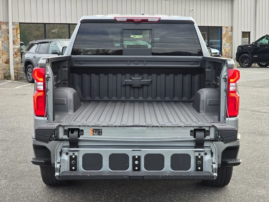 2026 Chevrolet Silverado 1500 High Country - Photo 16