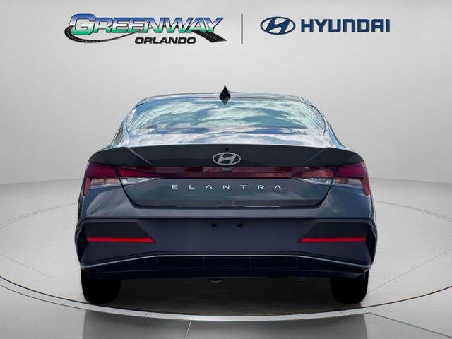 New 2026 Ecotronic Gray Hyundai SE image 61