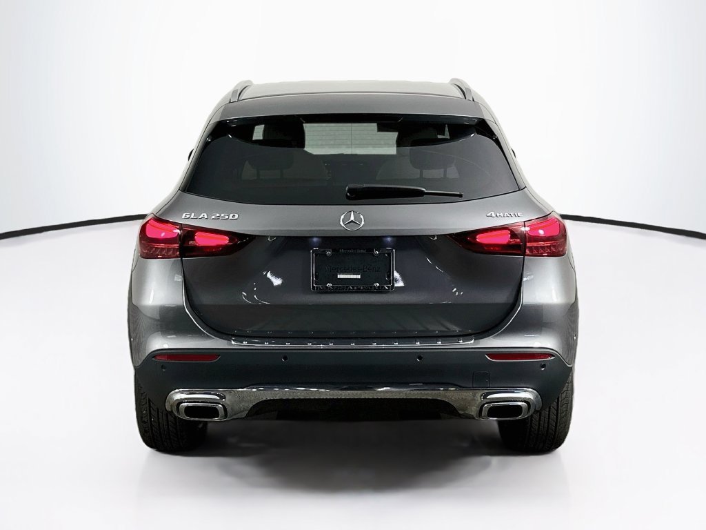 New 2026 Mountain Grey Metallic Mercedes-Benz GLA 250 image 35
