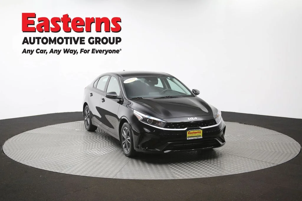 Used 2023 Black Kia LXS image 50