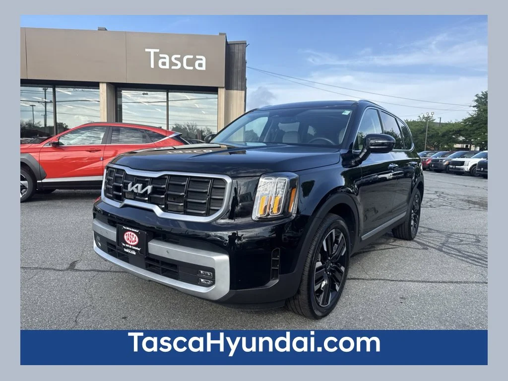 Used 2024 Black Kia SX image 1