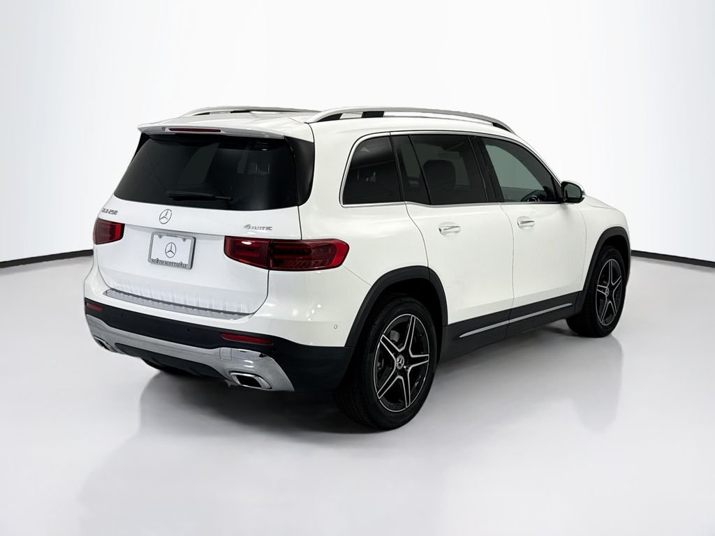 Used 2026 Polar White Mercedes-Benz GLB 250 image 5