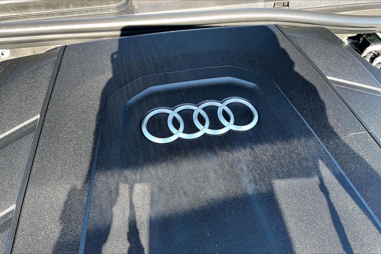 Used 2022 Mythos Black Metallic Audi Premium Plus image 33