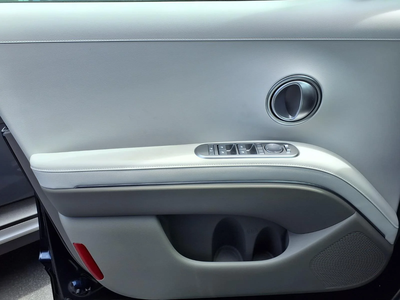 New 2026 Classy Blue Pearl Hyundai SEL image 10