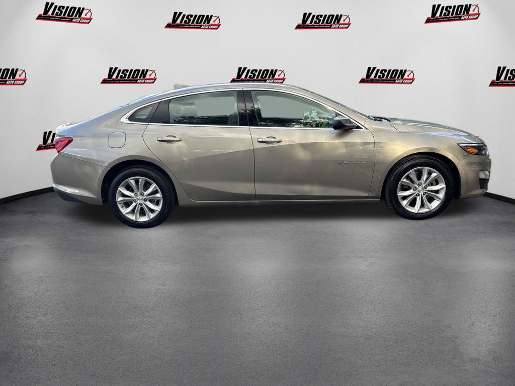 Used 2024 Gray Chevrolet LT image 4