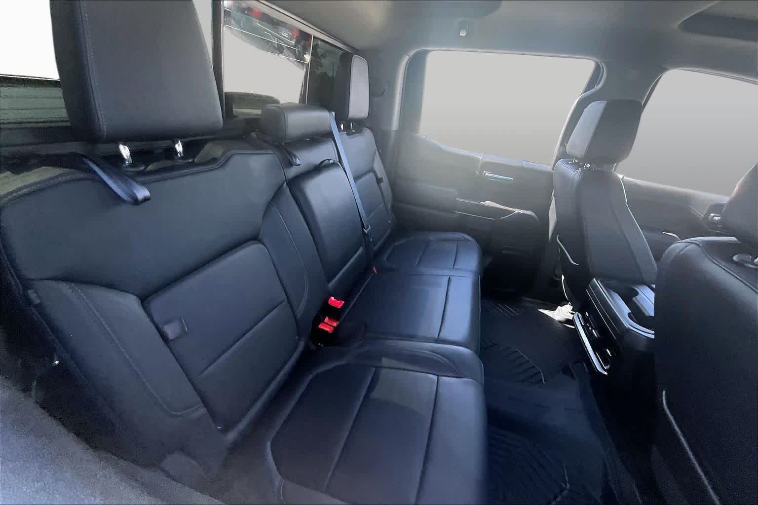 Used 2021 Summit White Chevrolet LT Trail Boss image 18