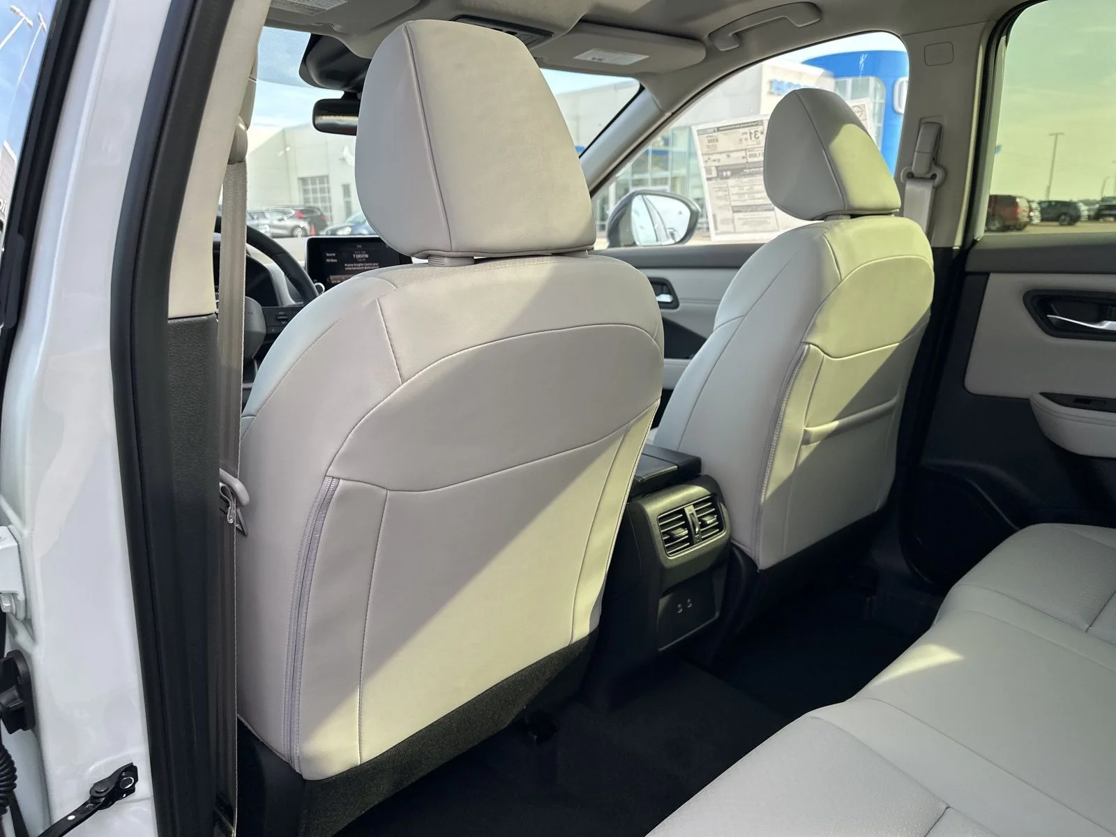 New 2026 Everest White Pearl TriCoat Nissan Dark Armor™ image 17