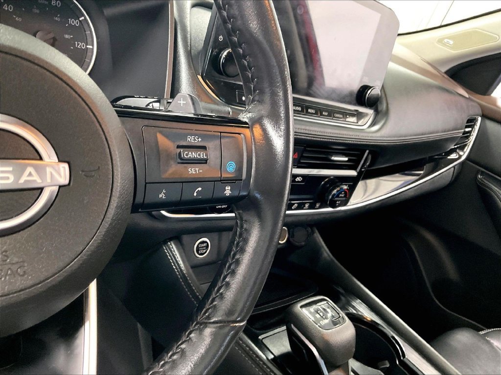 Used 2023 Red Nissan SL image 25