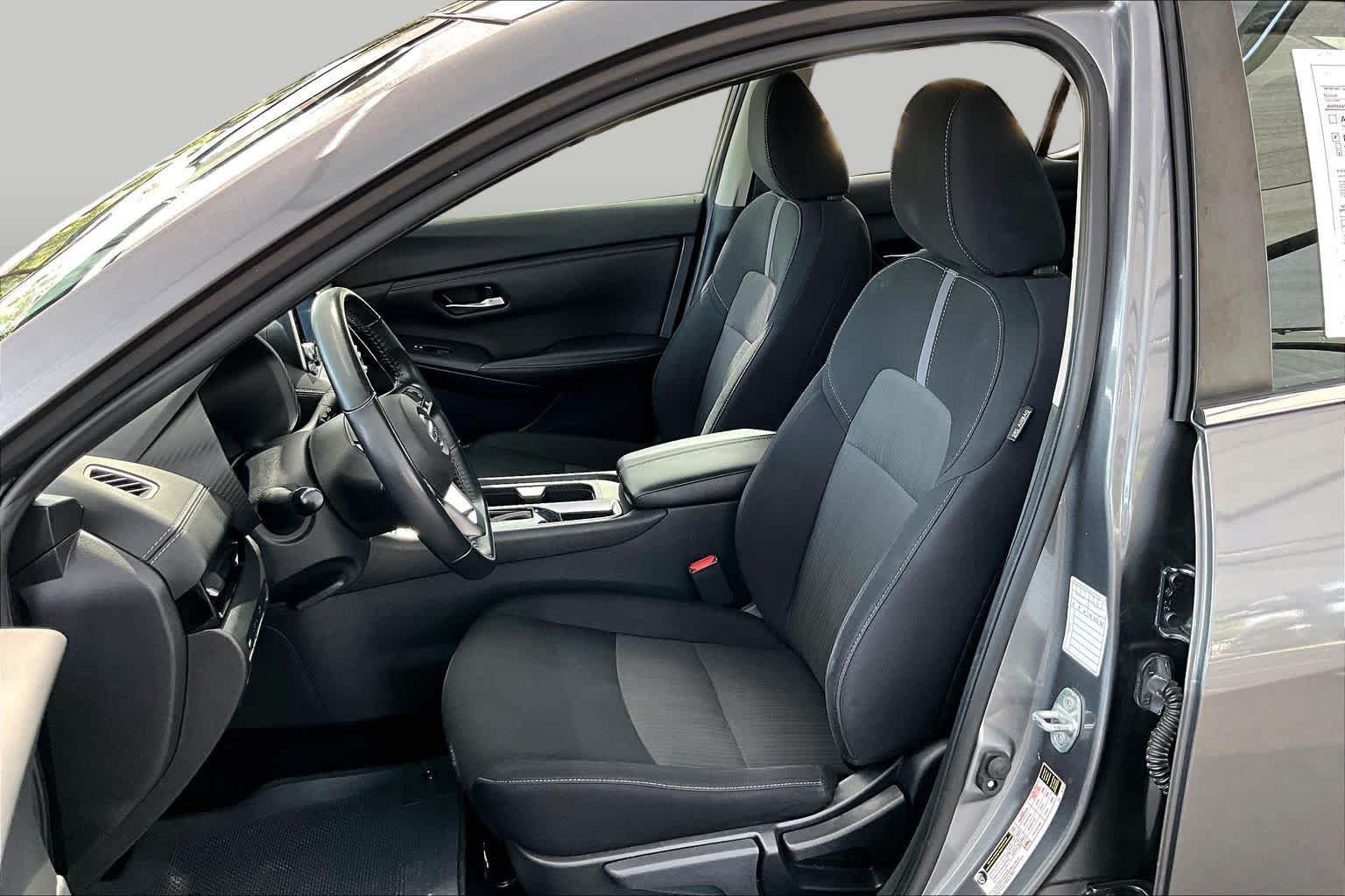 Used 2023 Gun Metallic Nissan SV image 7