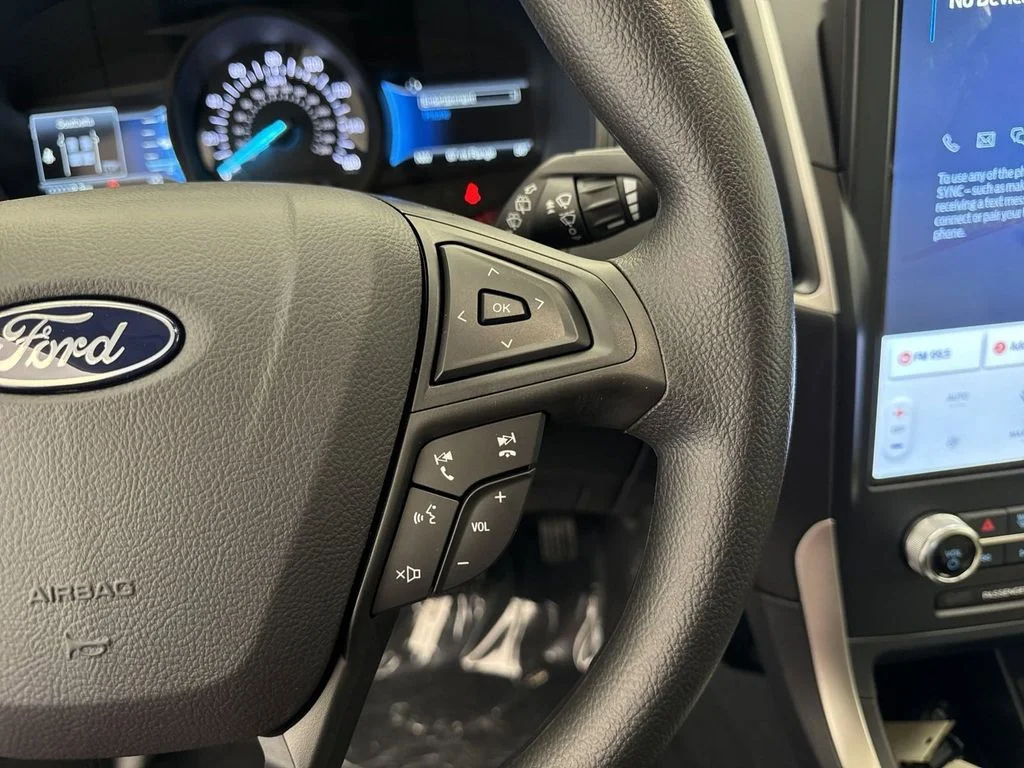 New 2024 Gray Ford SE image 11