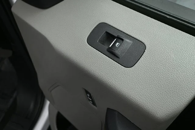 Used 2019 White Ford XL image 35