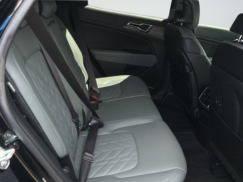 Used 2024 Black Kia X-Line image 11