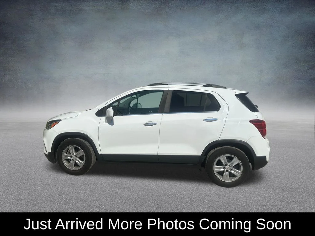 Used 2020 White Chevrolet LT image 2