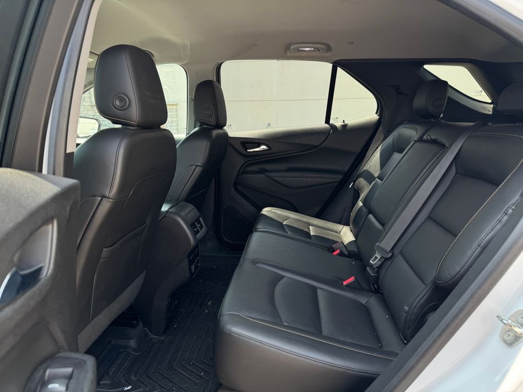 Used 2018 Summit White Chevrolet Premier image 19