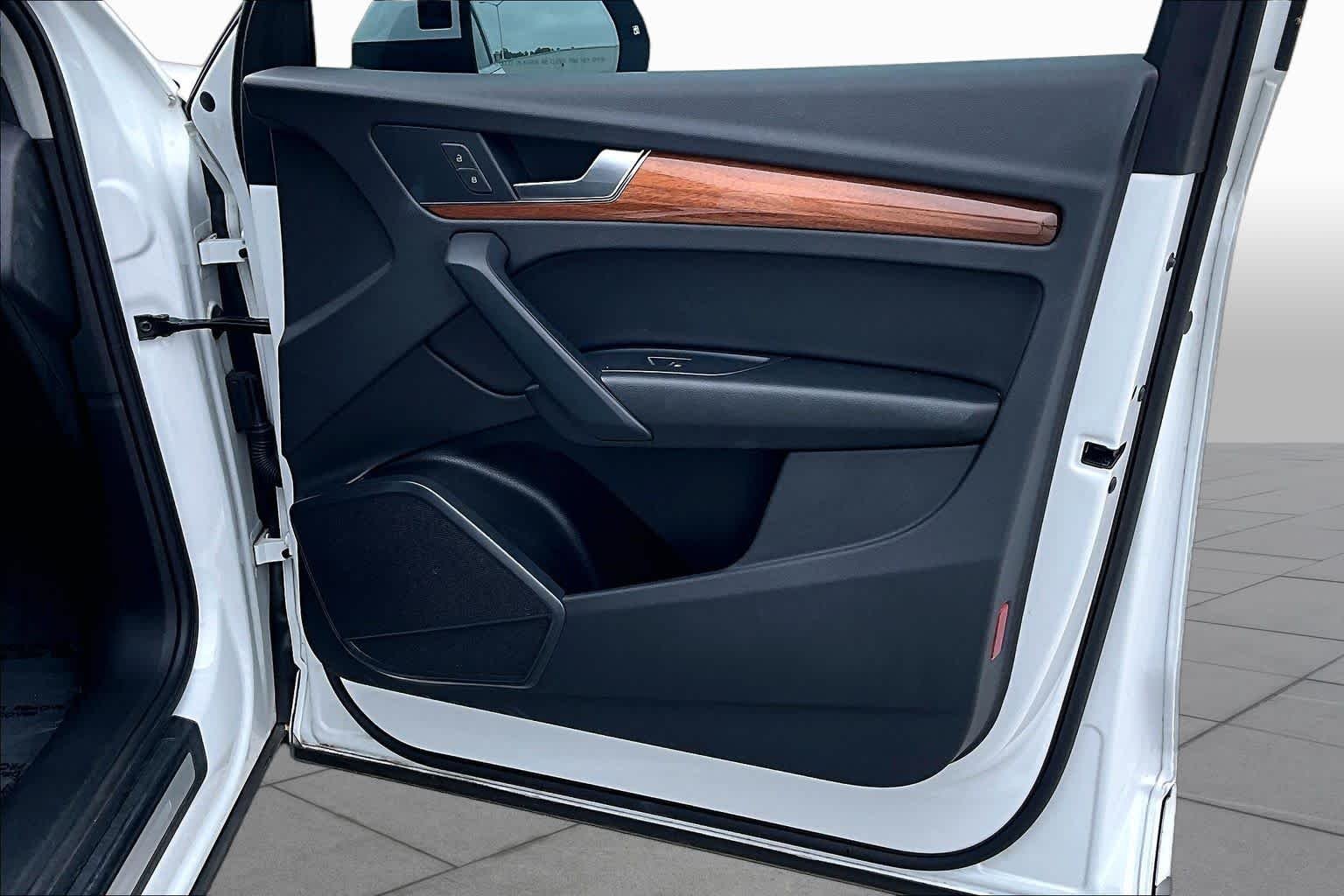 Used 2023 Glacier White Metallic Audi Premium image 45