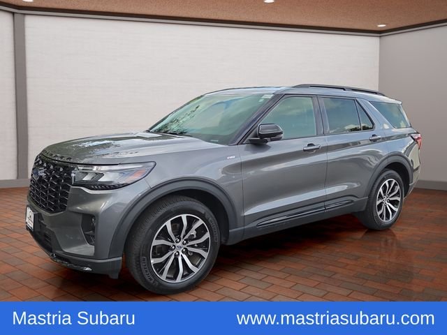Used 2026 Gray Ford ST-Line image 32