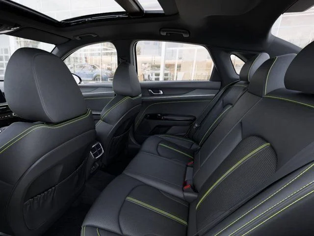 2026 Kia K5 GT - Photo 18