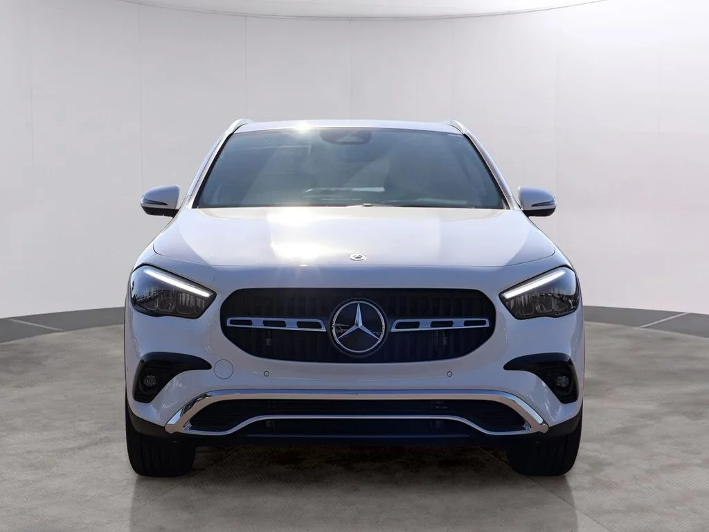 Used 2026 Polar White Mercedes-Benz GLA 250 image 2
